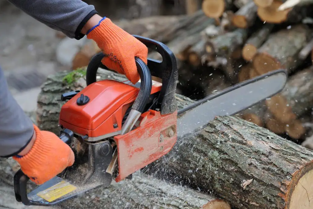 How To Cut Wood Slices With Chainsaw - 10 Useful Tips